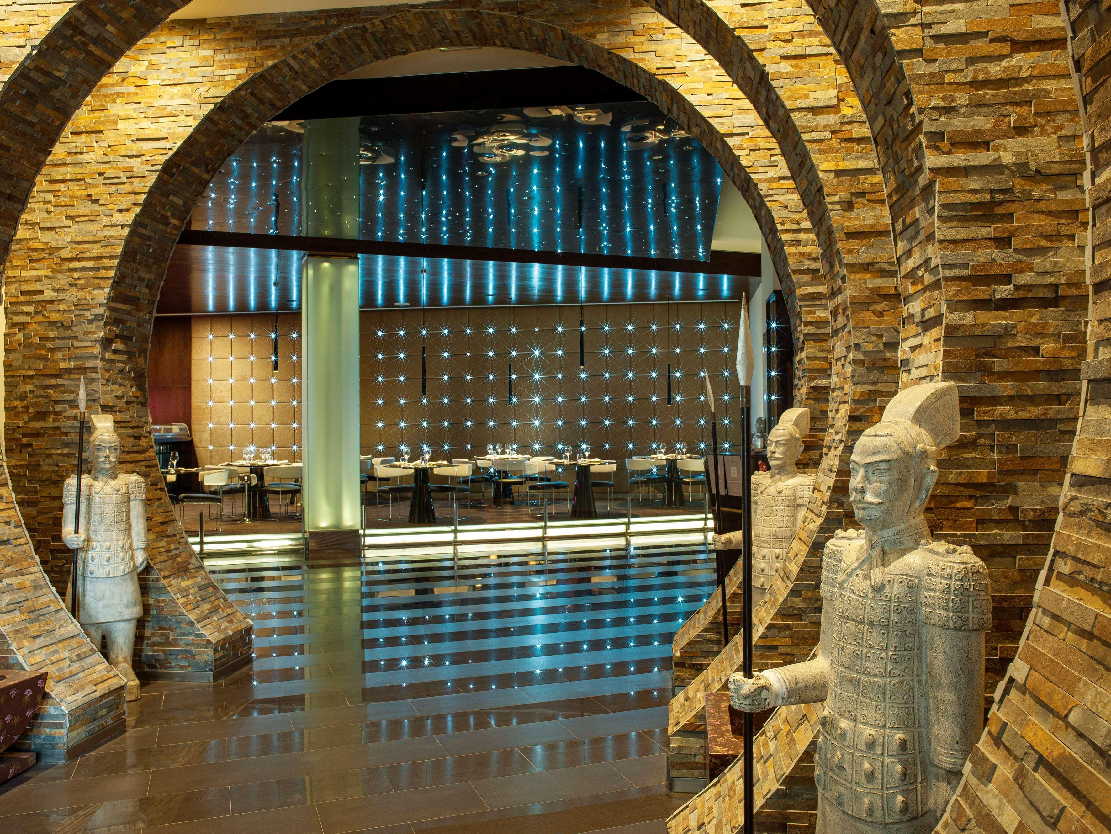 Gran Melia Palacio De Isora Resort & Spa Alcala  Exterior photo The interior of the hotel