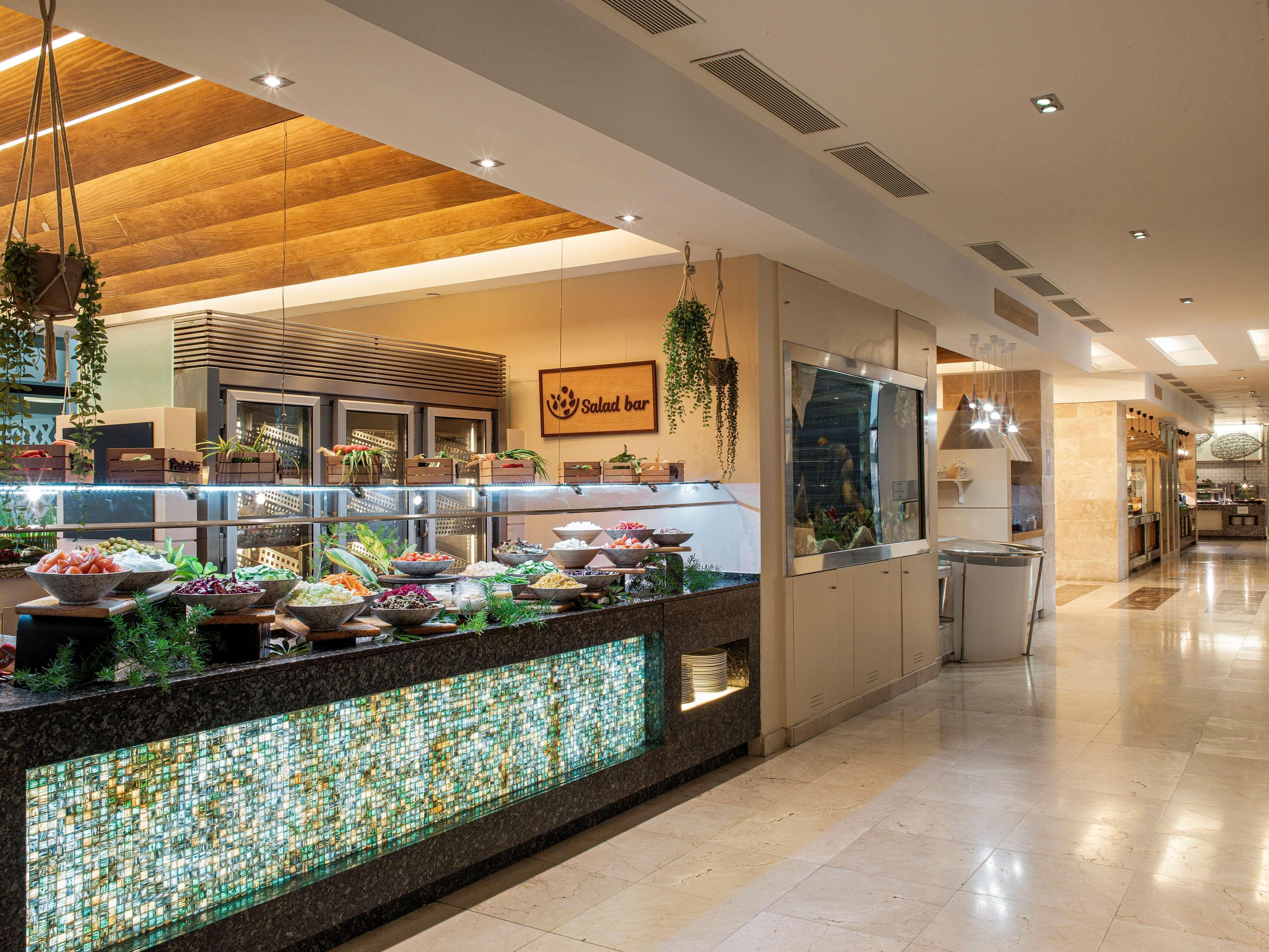 Gran Melia Palacio De Isora Resort & Spa Alcala  Exterior photo Salad bar