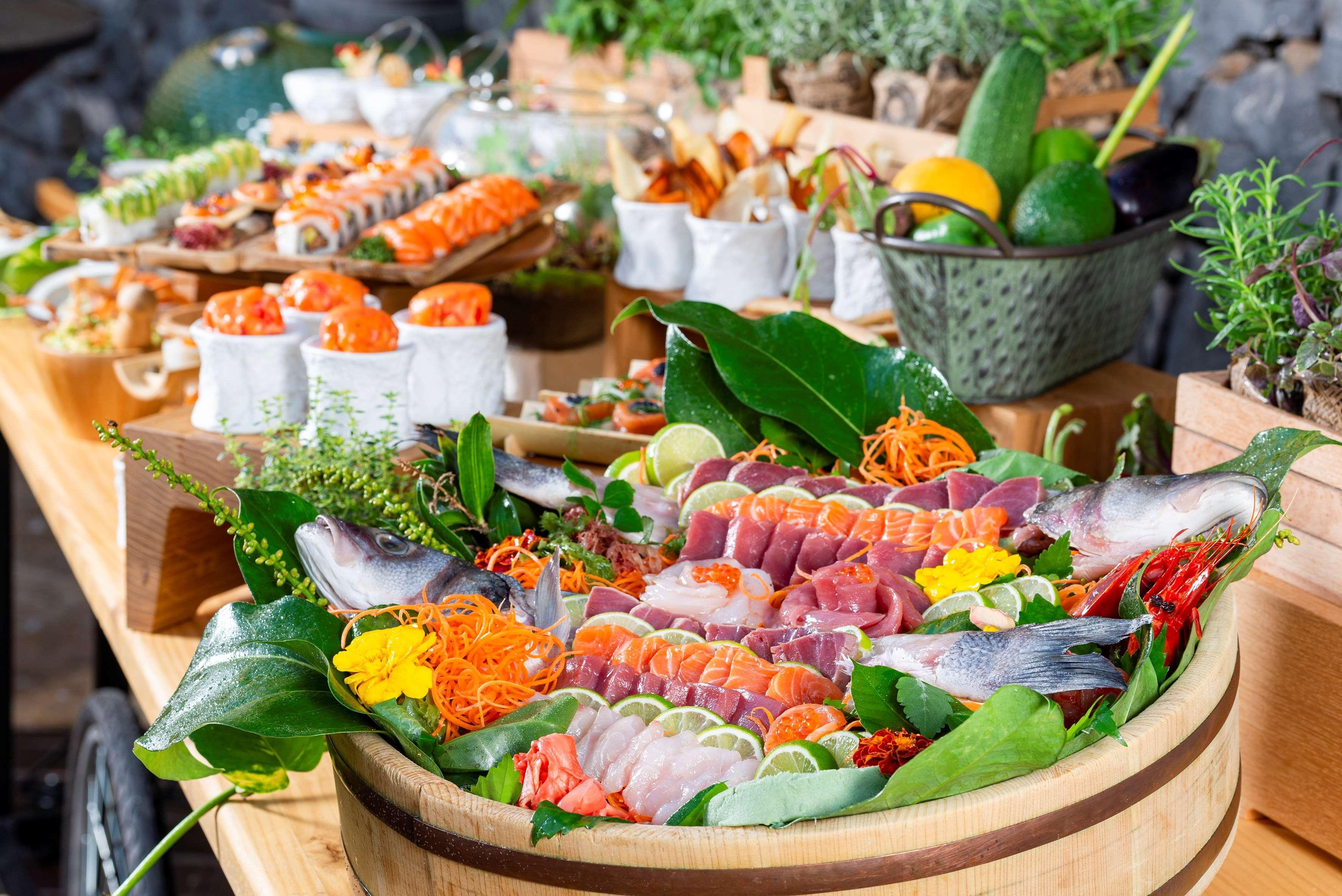 Gran Melia Palacio De Isora Resort & Spa Alcala  Exterior photo A seafood buffet