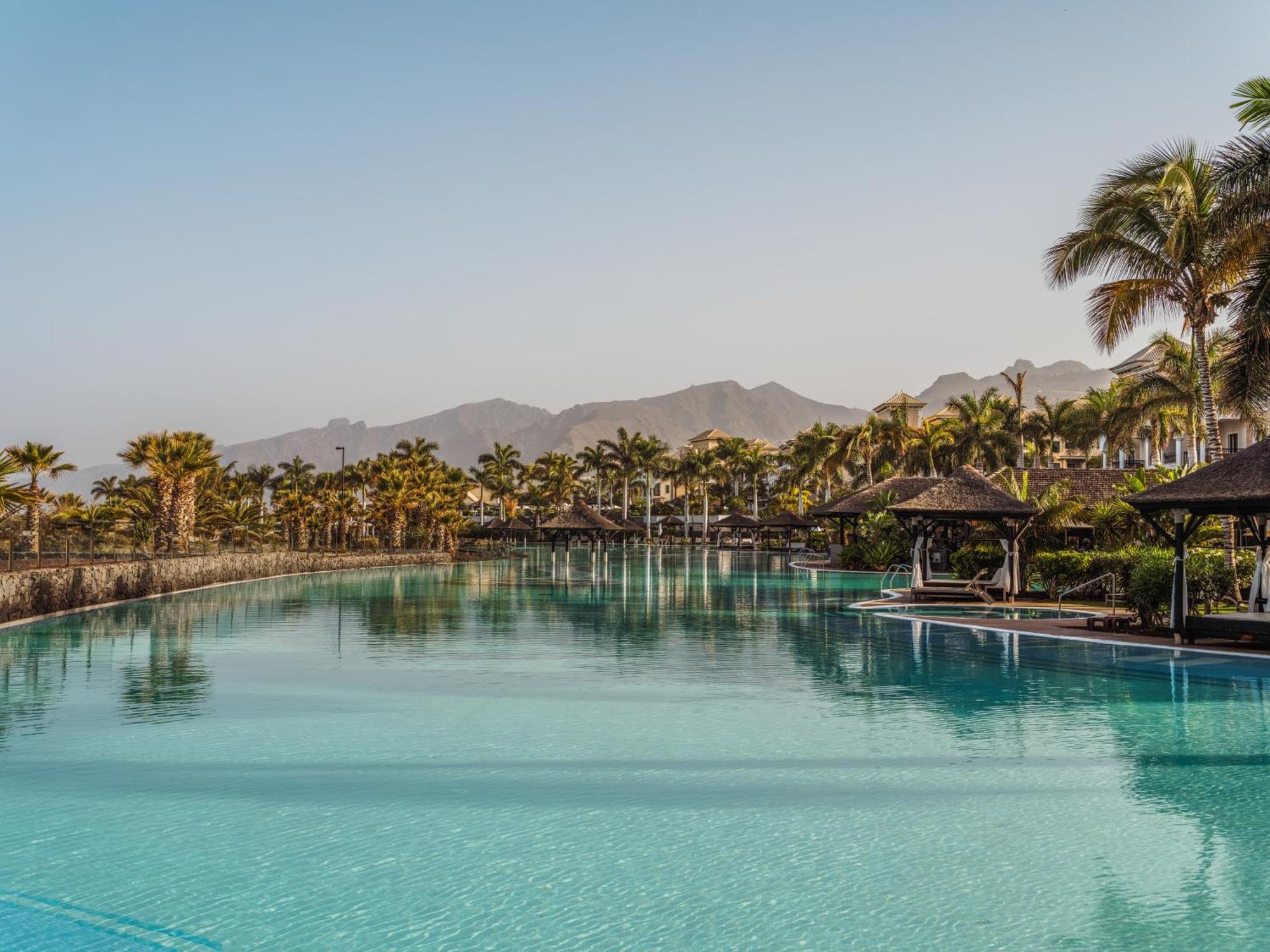 Gran Melia Palacio De Isora Resort & Spa Alcala  Exterior photo The swimming pool at the resort